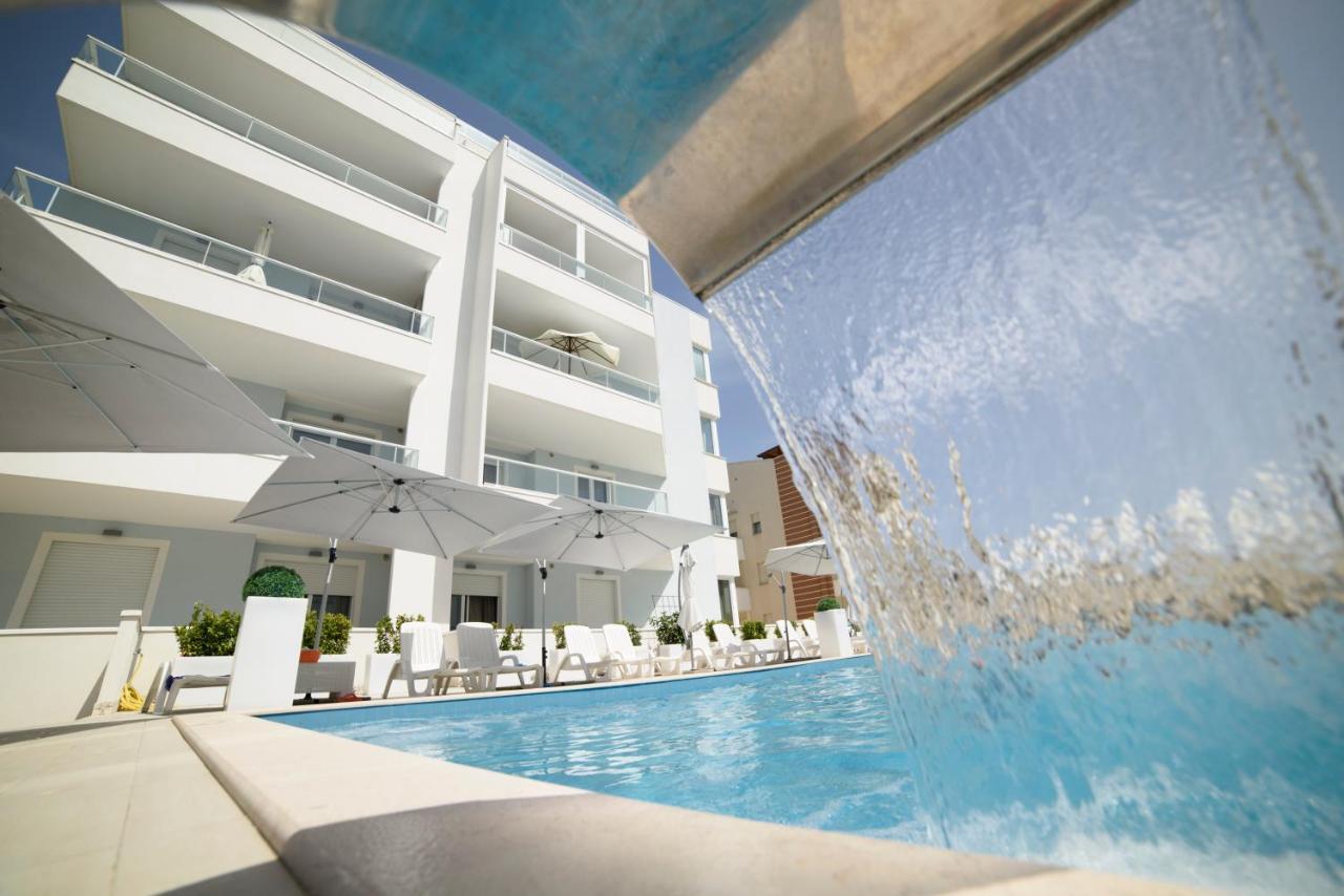 Case Vacanze Blue Bay Resort 阿布鲁齐的罗塞托 外观 照片